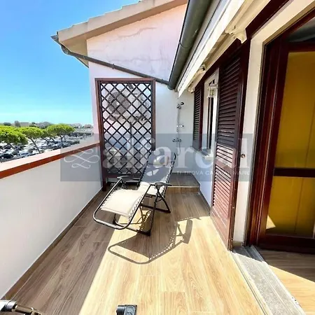 Attico Porto, Ristrutturato Con Terrazza E Wifi! By Alfareal Castiglione della Pescaia
