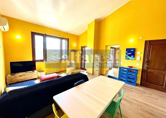 Appartamento Attico Porto, Ristrutturato Con Terrazza E Wifi! By Alfareal *