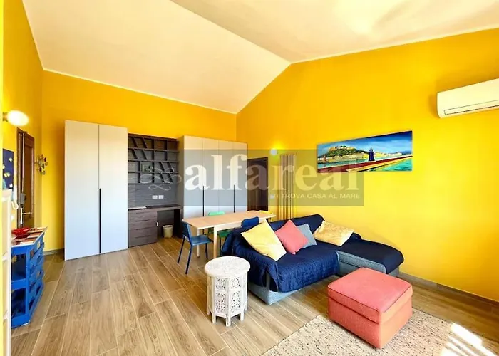 Appartamento Attico Porto, Ristrutturato Con Terrazza E Wifi! By Alfareal