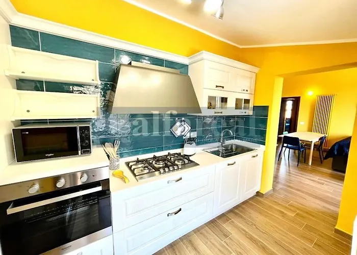 Attico Porto, Ristrutturato Con Terrazza E Wifi! By Alfareal Castiglione della Pescaia